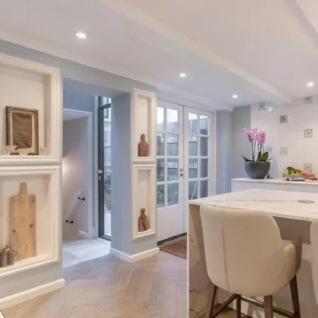 别墅 5br House In Amsterdam- If You Want To Book, Please Contact On Wh-ats-app - 0034-635-520-036 !!!! *